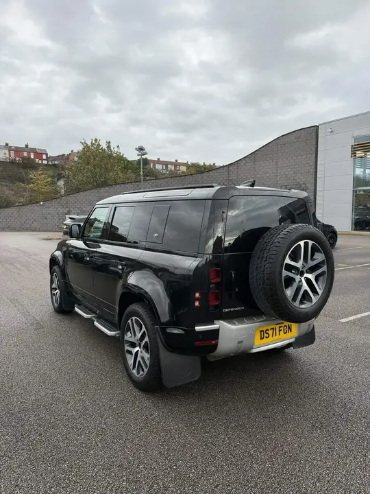 Land Rover Defender 110 2022 photo 4