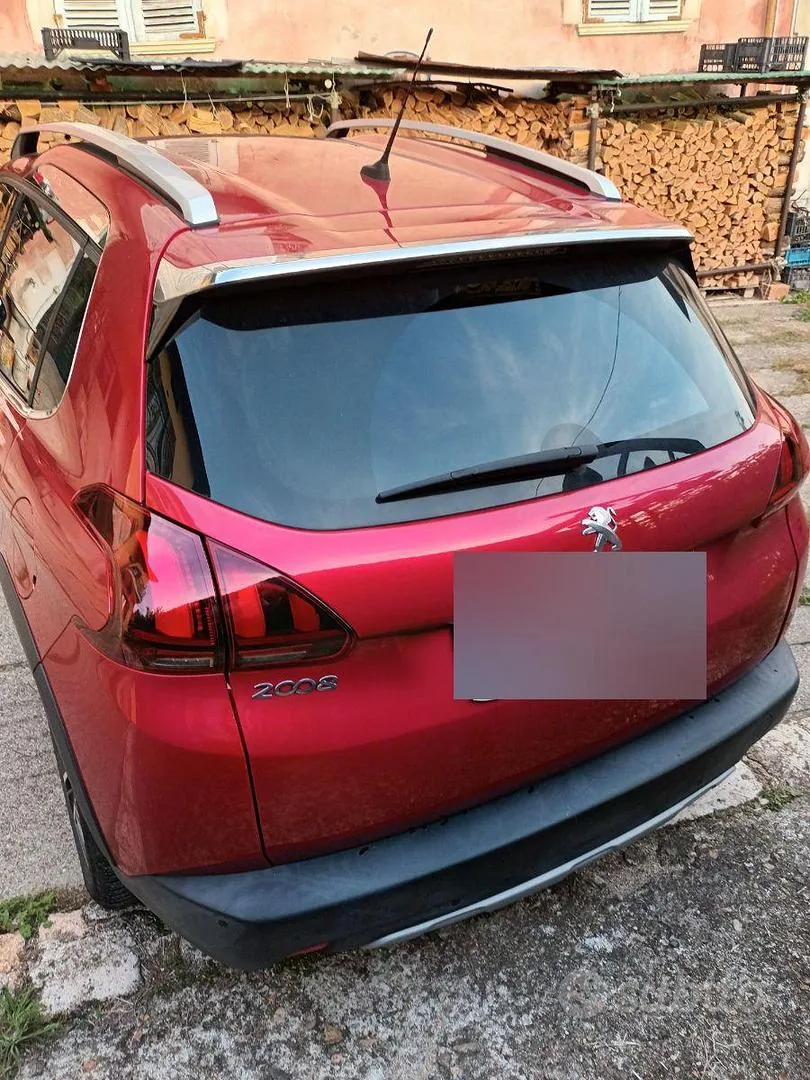 Peugeot 2008 2019 photo 5