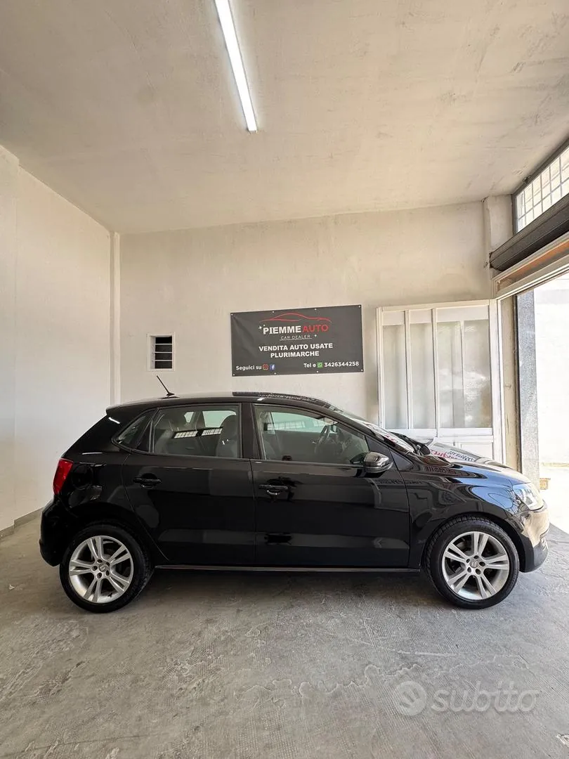 Volkswagen Polo 2015 photo 4