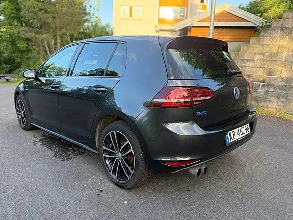 Volkswagen Golf Vii 2016 photo 3