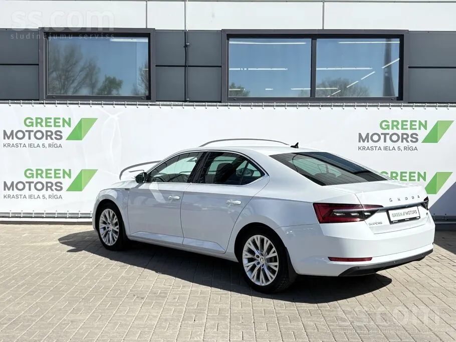 Skoda Superb 2020 photo 3