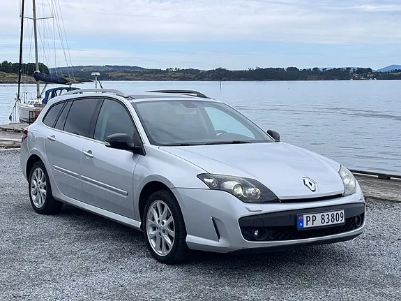 Renault Laguna Iii 2009 photo 2
