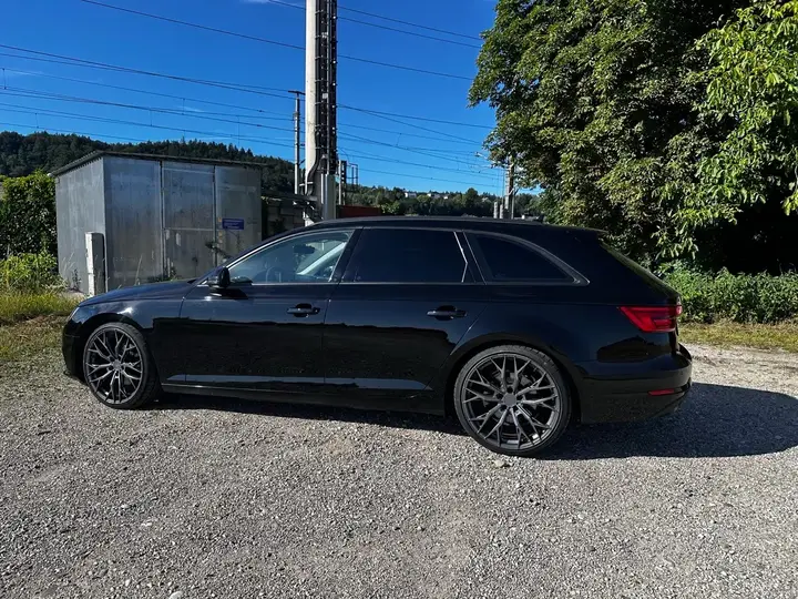 Audi A4 2016 photo 2