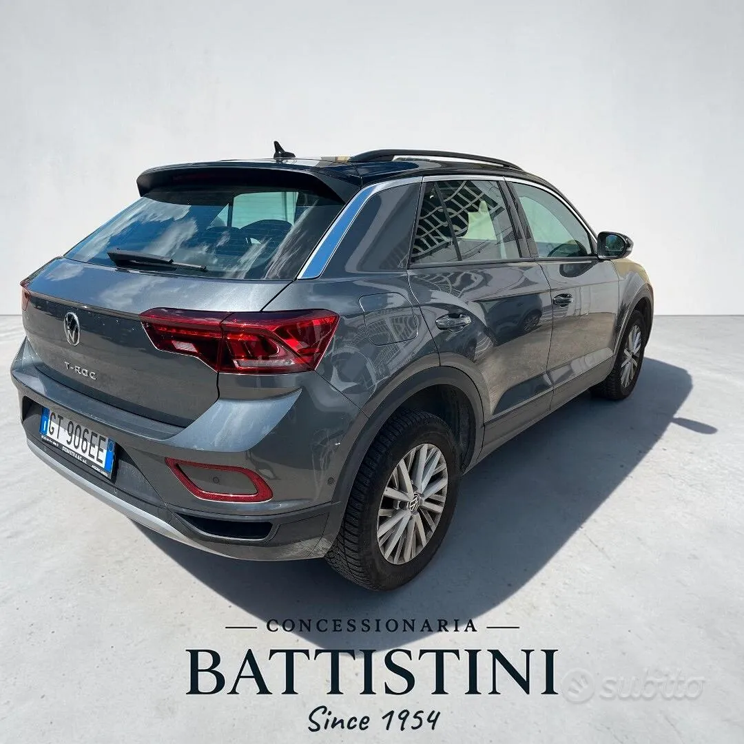 Volkswagen T-Roc 2024 photo 3