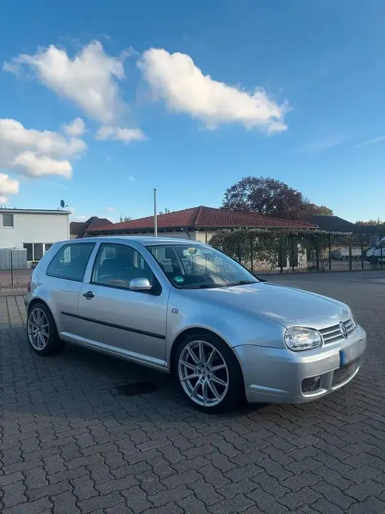 Volkswagen Golf 4