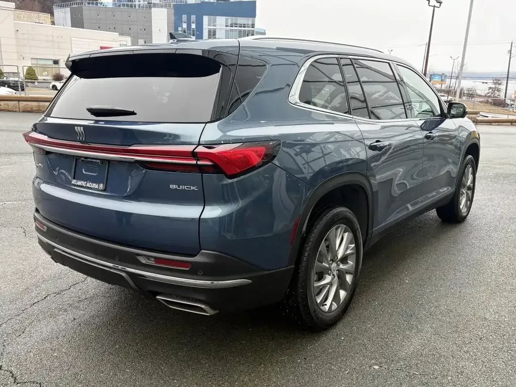 Buick Enclave 2025 photo 5