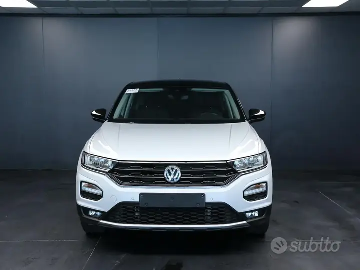 Volkswagen T-Roc 2019 photo 2