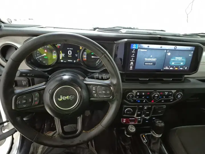 Jeep Wrangler 2024 photo 2