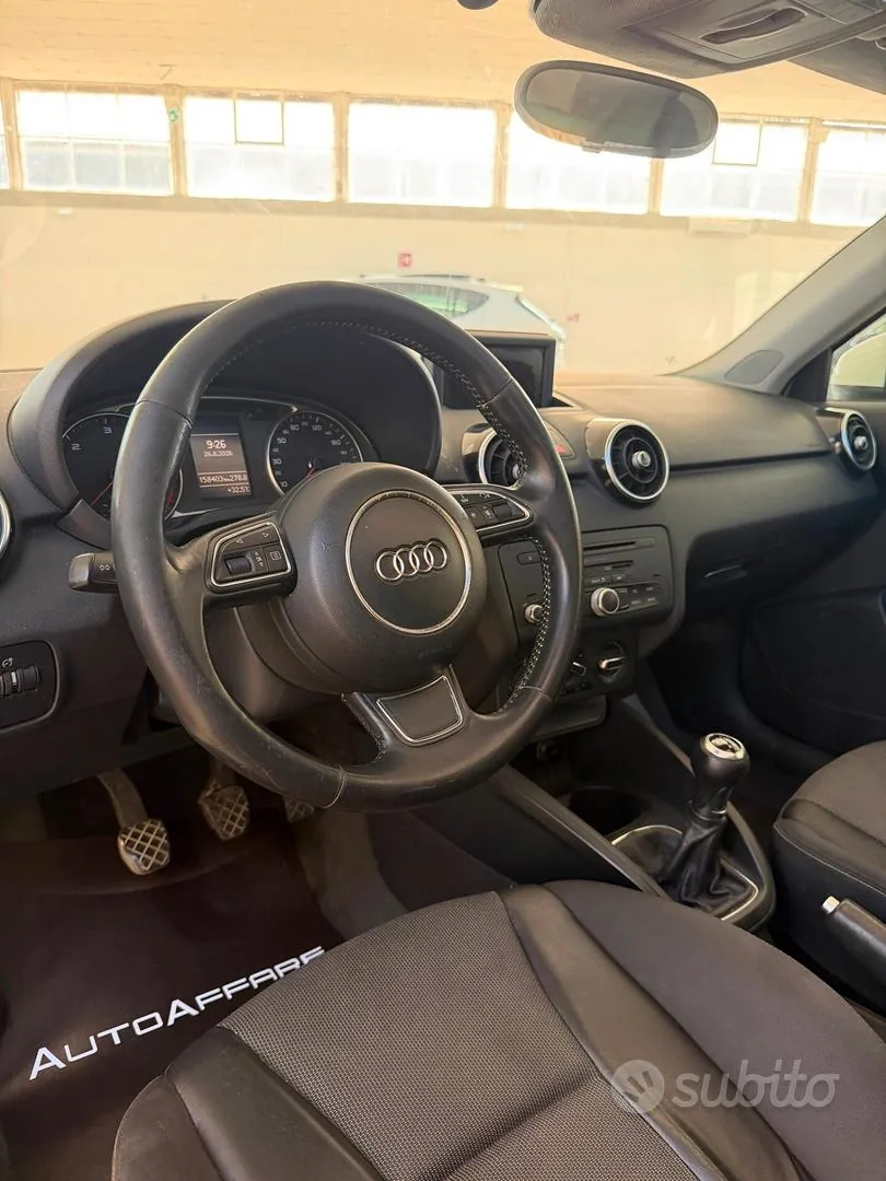 Audi A1 2011 photo 3