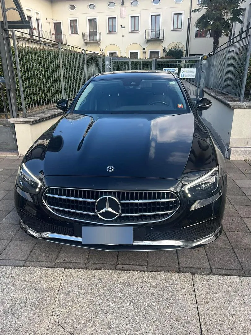 Mercedes-Benz E 220