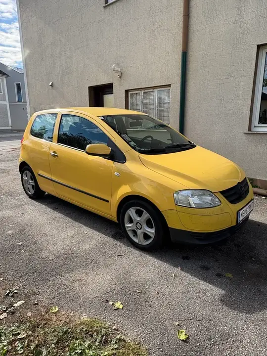 Volkswagen Fox 2005 photo 2