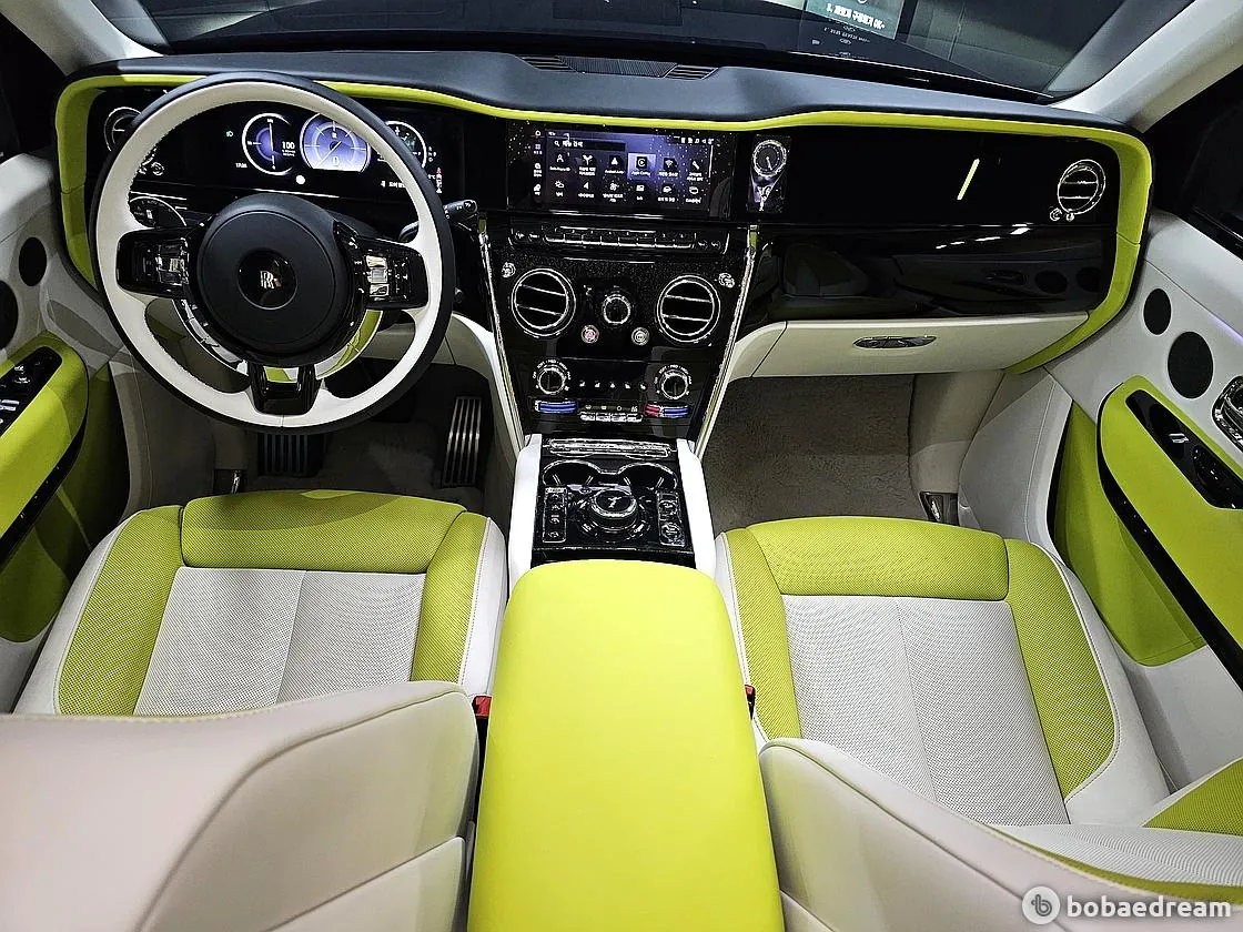 Rolls-Royce Cullinan 2025 photo 4