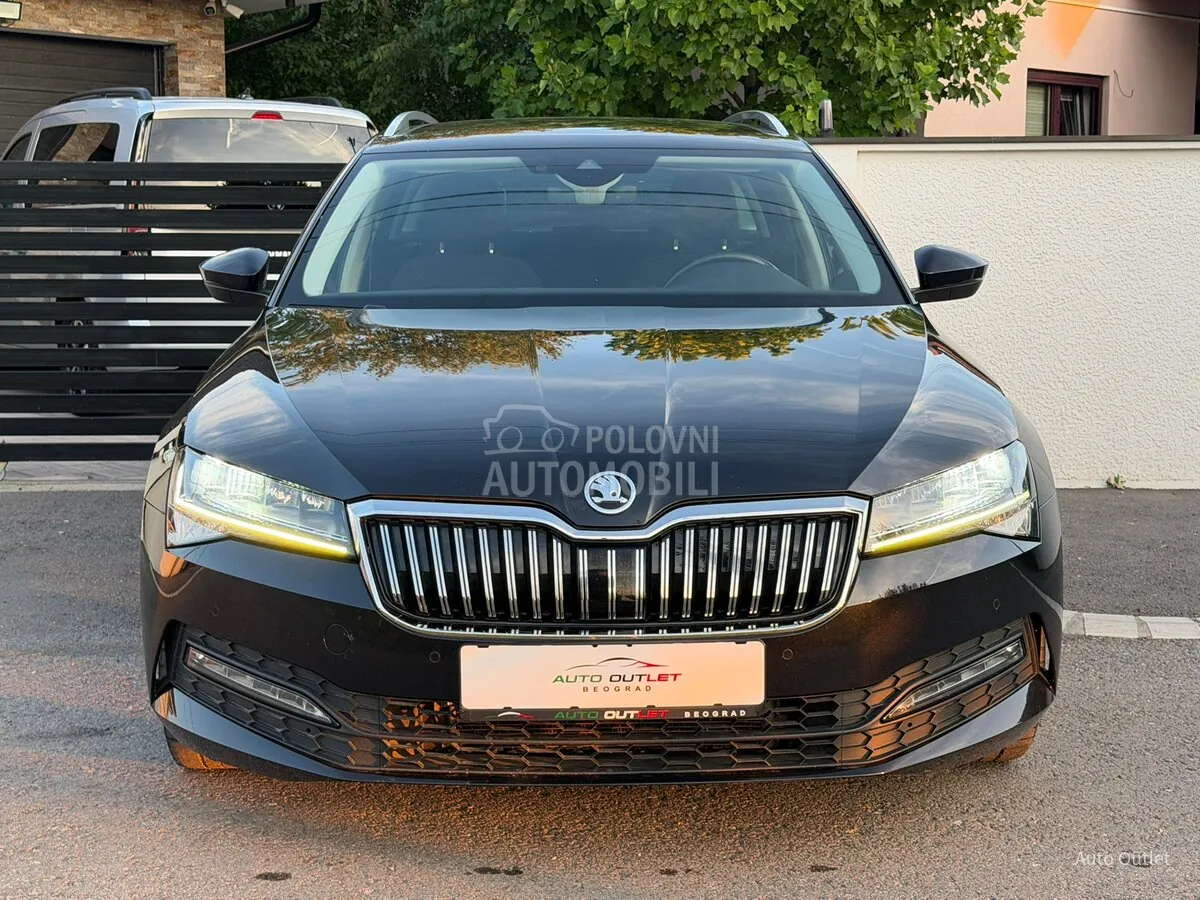 Skoda Superb 2023 photo 2