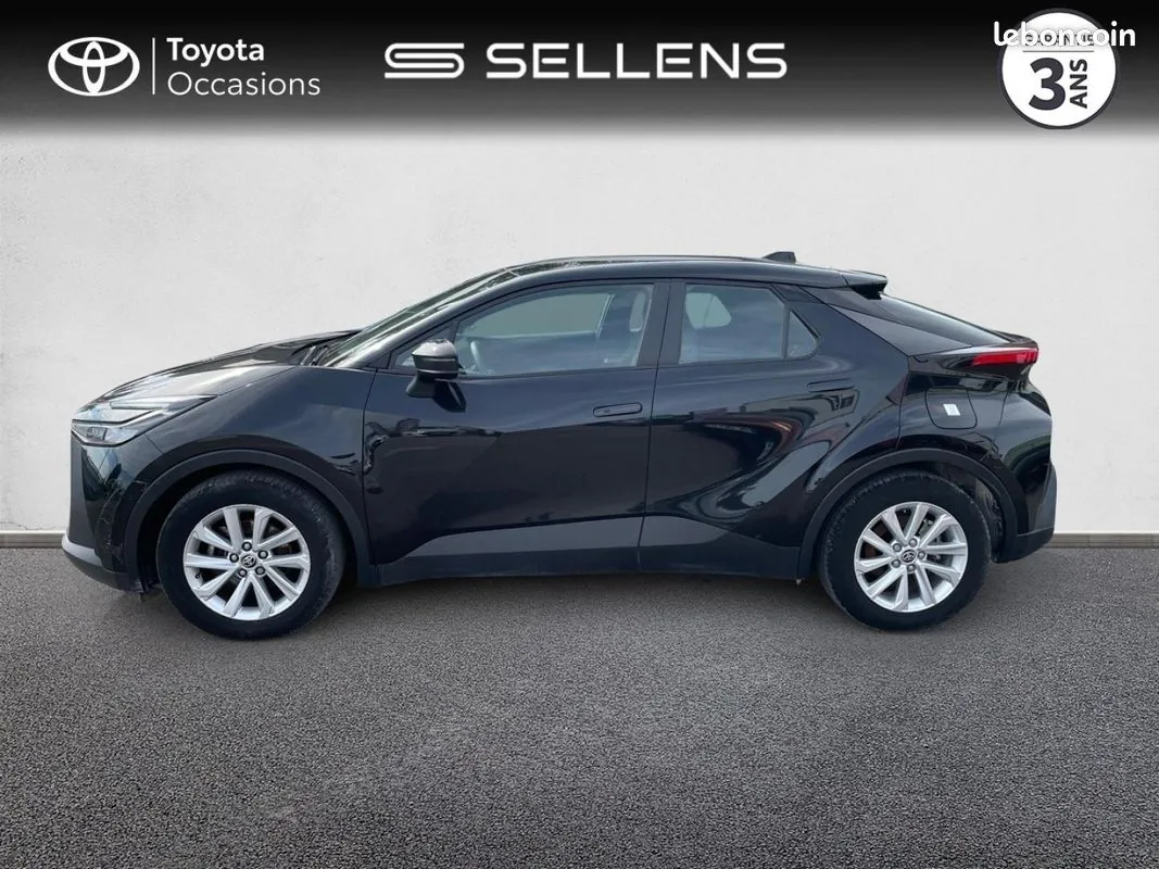 Toyota C-Hr 2025 photo 3
