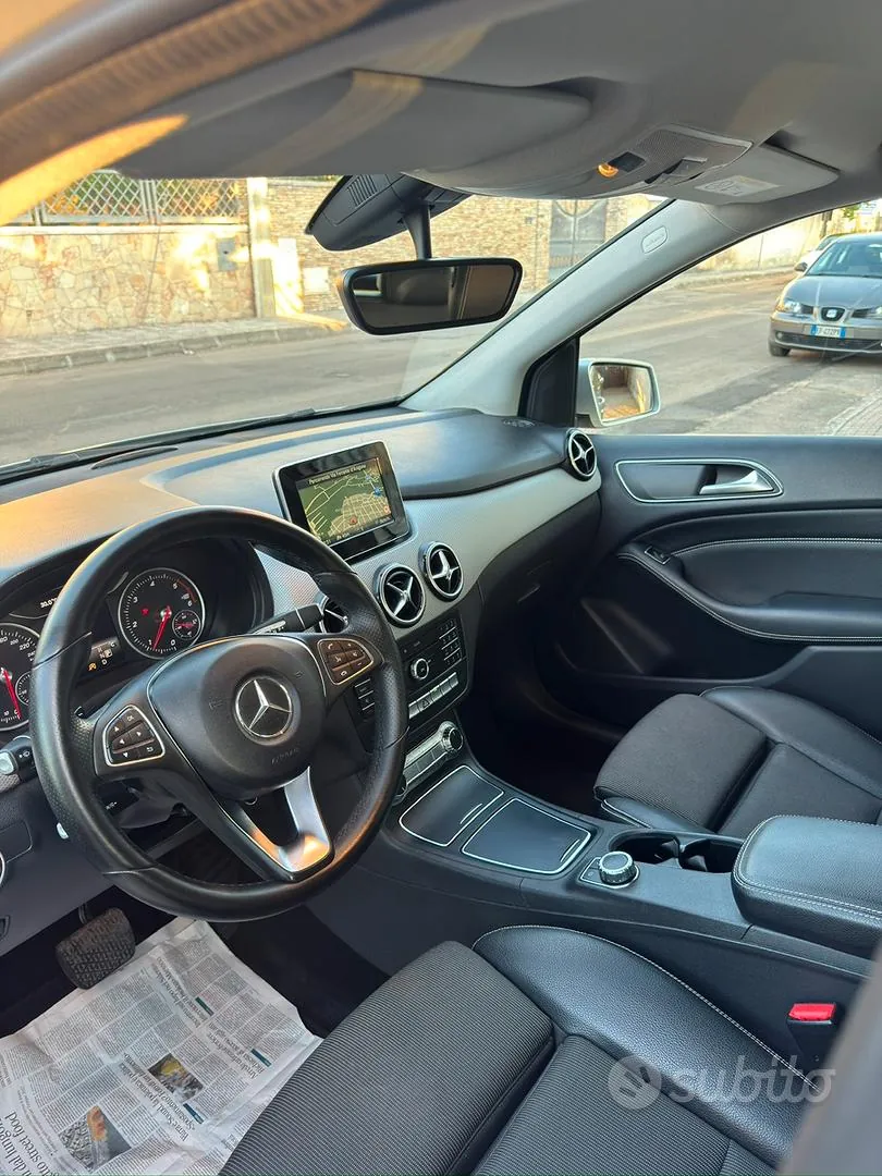 Mercedes-Benz B180 2017 photo 5