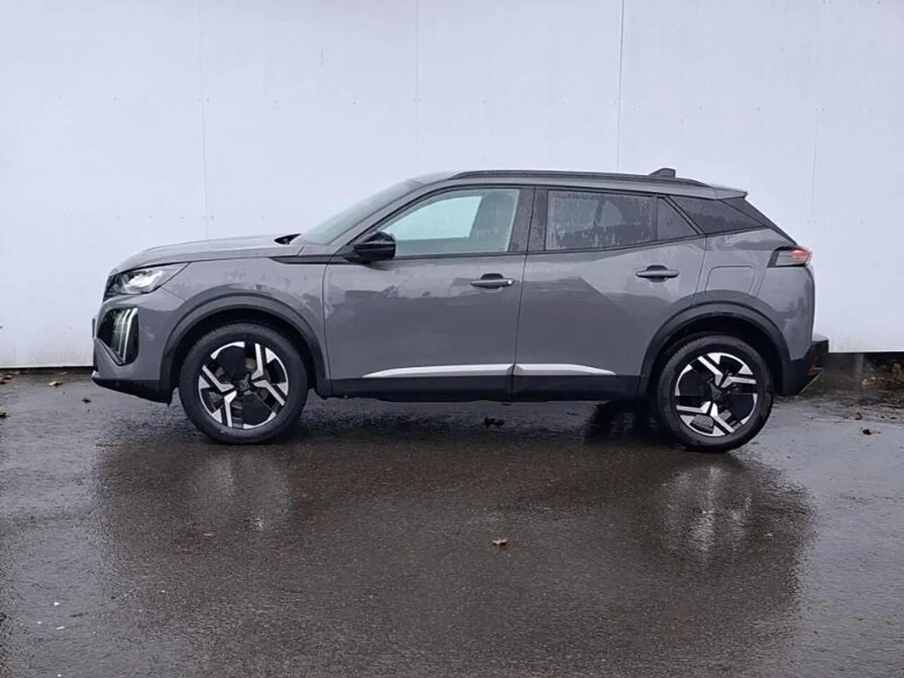 Peugeot 2008 2023 photo 4
