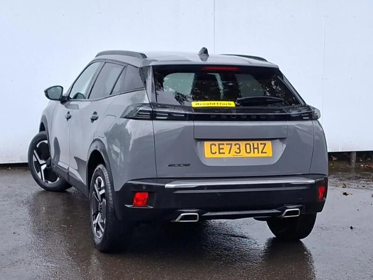 Peugeot 2008 2023 photo 2