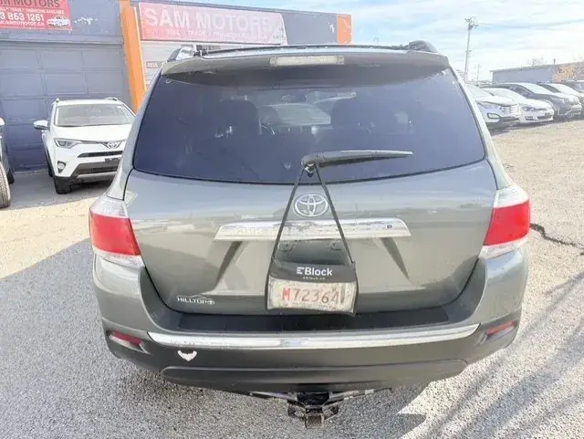 Toyota Highlander 2013 photo 5