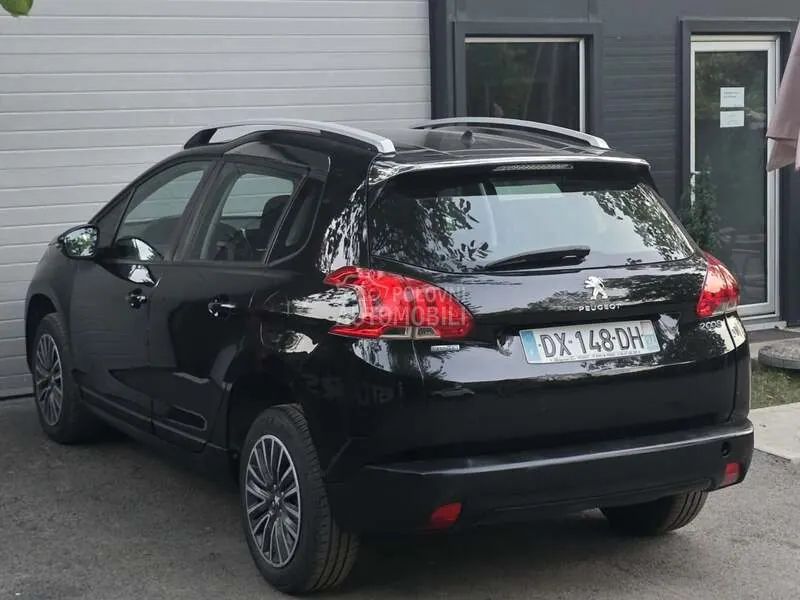 Peugeot 2008 2016 photo 4