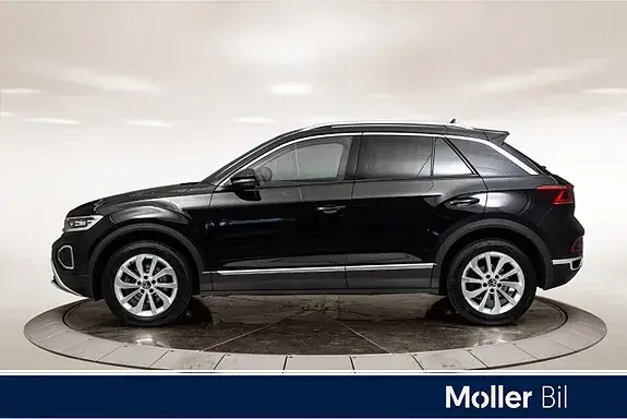 Volkswagen T-Roc 2023 photo 2