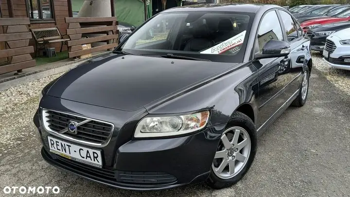 Volvo S40 2009 photo 2