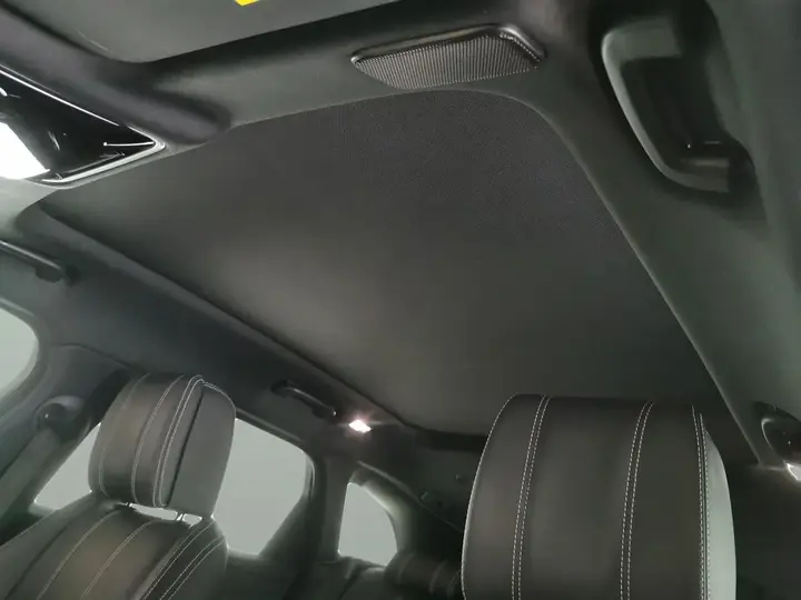 Land Rover Range Rover Velar 2021 photo 5