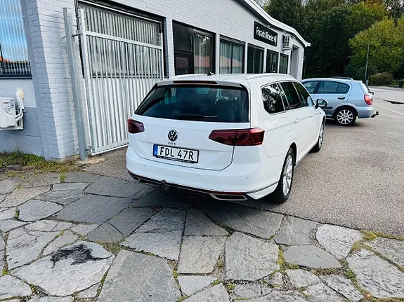 Volkswagen Passat 2021 photo 3