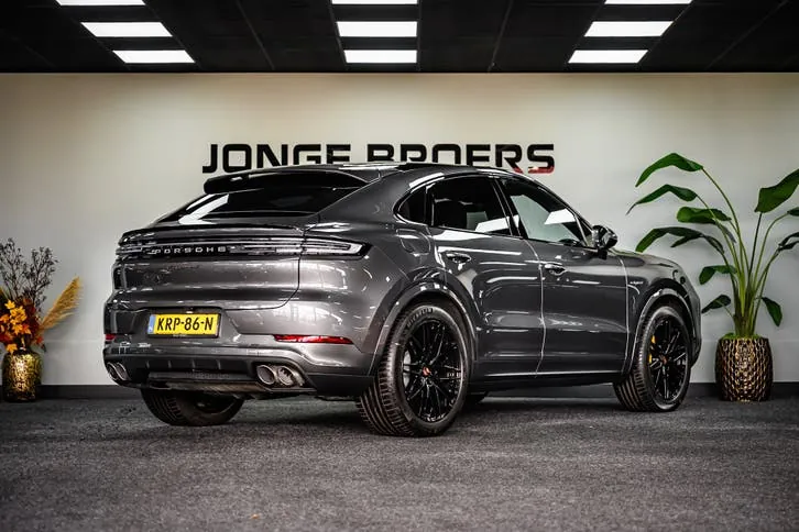 Porsche Cayenne 2025 photo 3