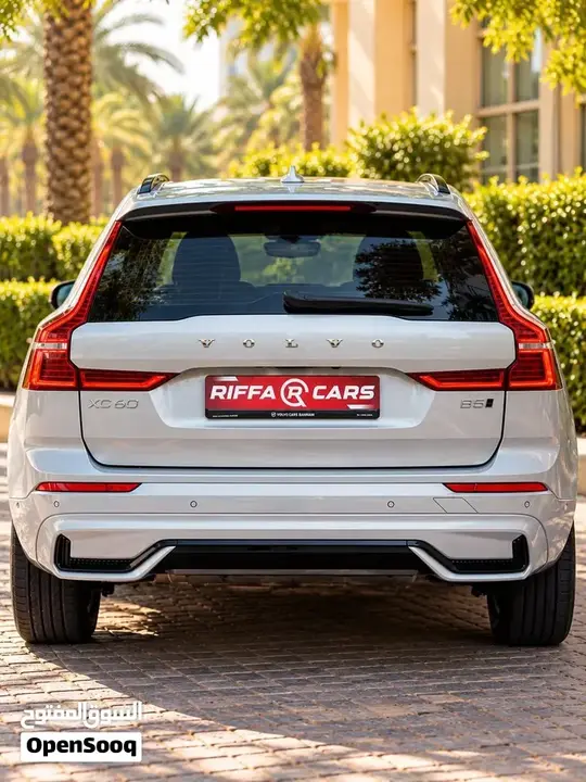 Volvo Xc60 2023 photo 2