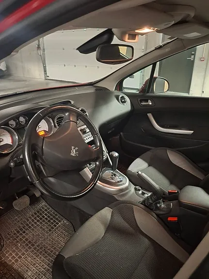 Peugeot 308 2009 photo 4