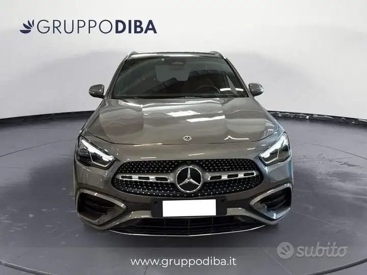 Mercedes-Benz Gla 2025 photo 2