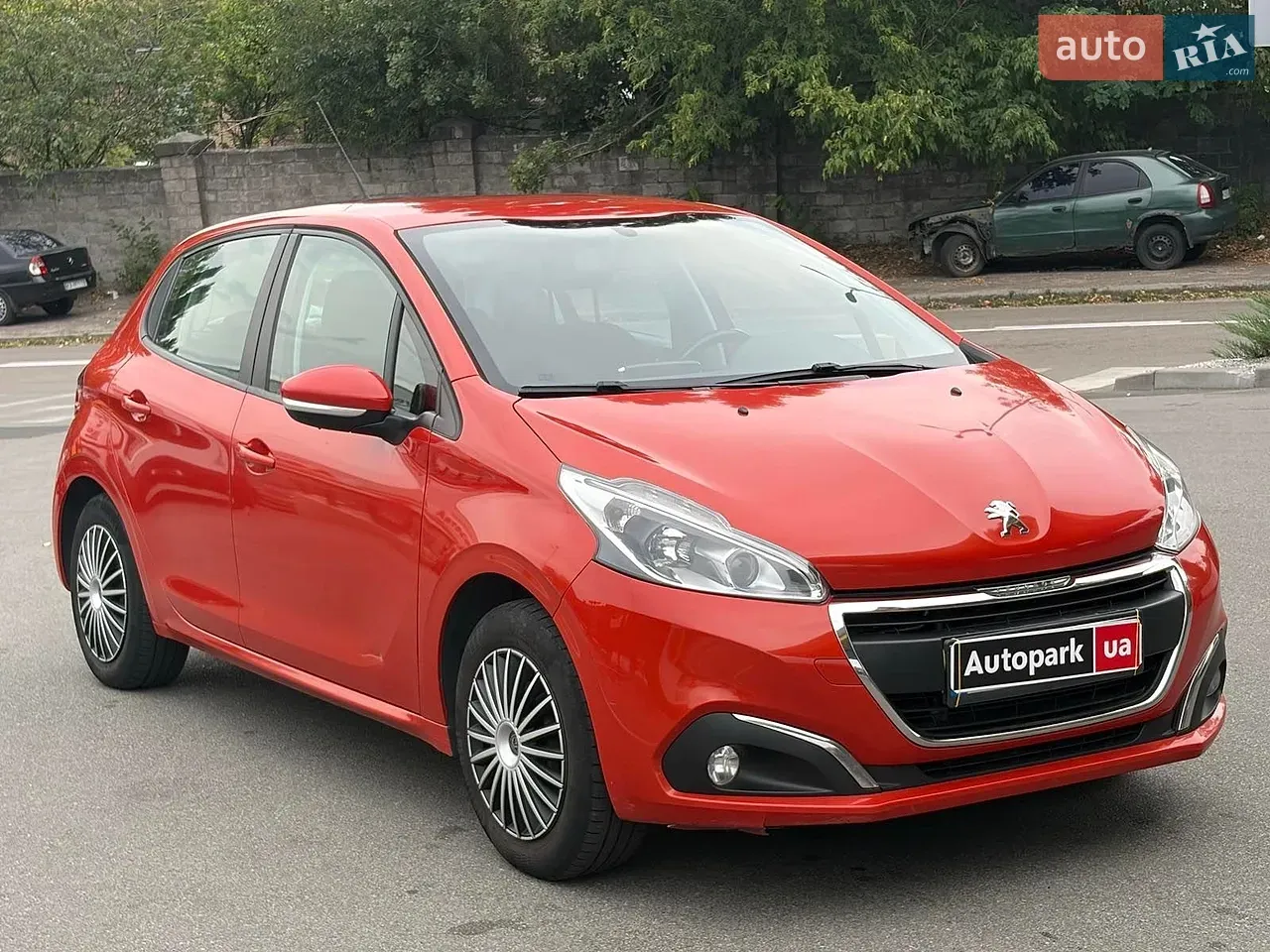 Peugeot 208 2017 photo 3
