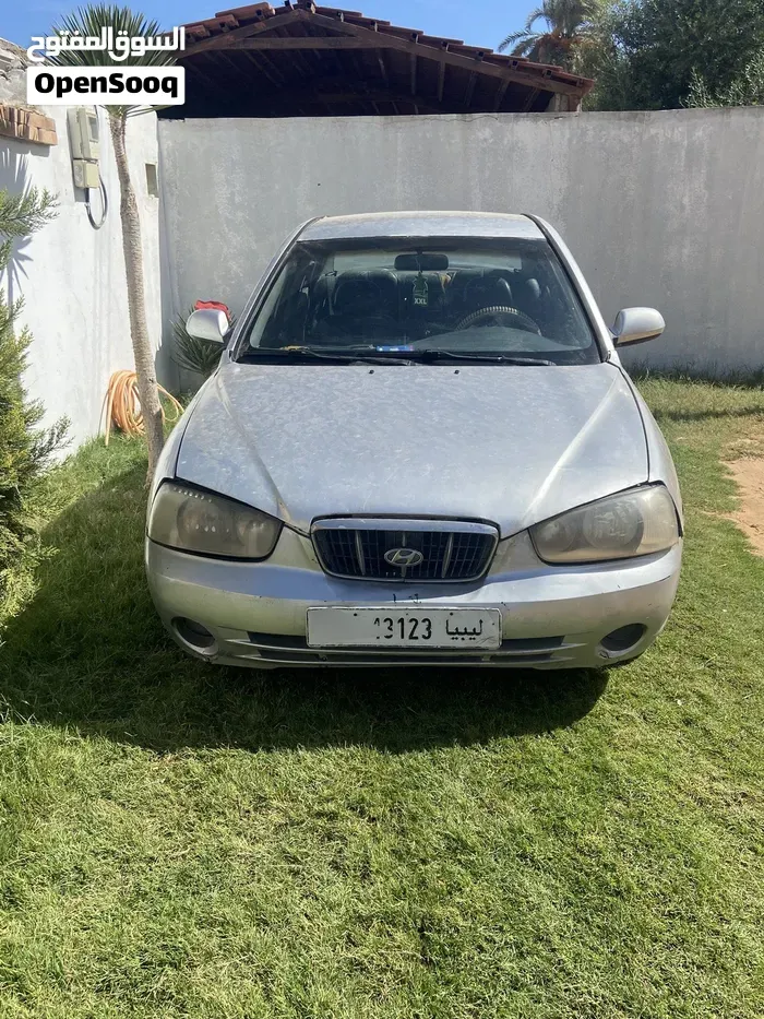 Hyundai Avante 2003 photo 2