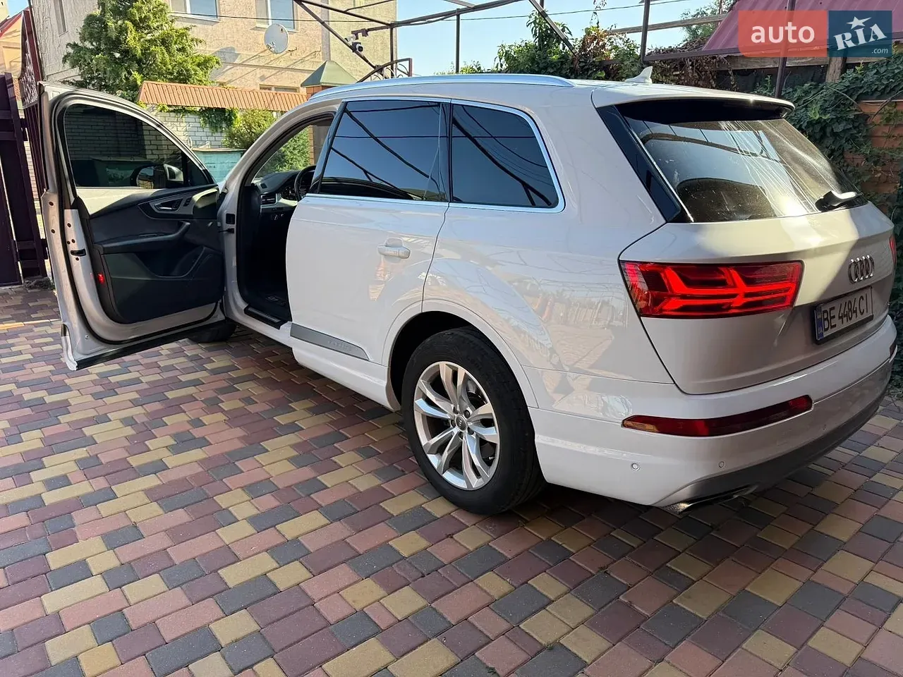 Audi Q7 2016 photo 2