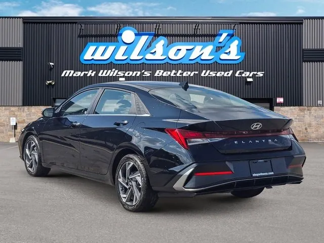 Hyundai Elantra 2025 photo 3