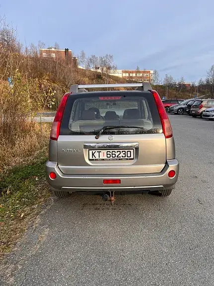 Nissan X-Trail 2004 photo 3