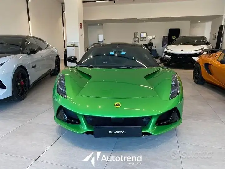 Lotus Emira 2026 photo 3