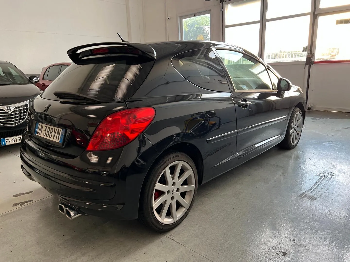 Peugeot 207 2008 photo 4