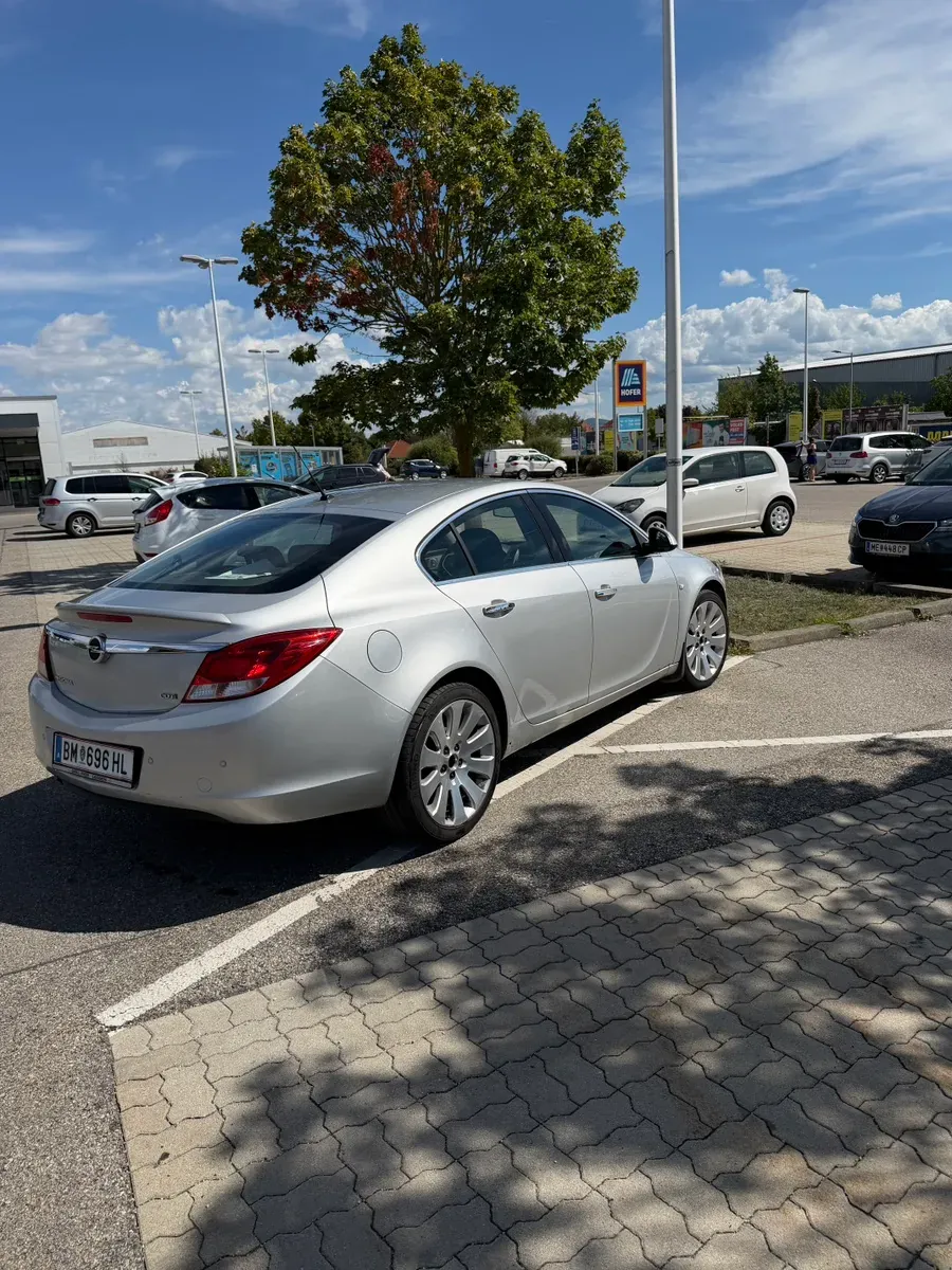 Opel Insignia 2009 photo 3