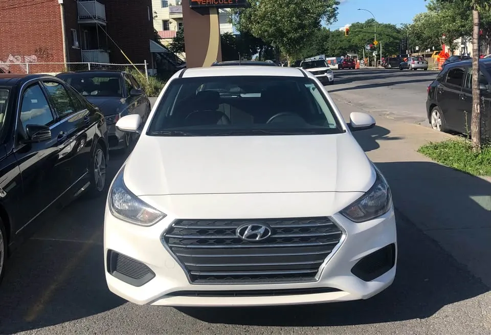 Hyundai Accent 2018 photo 2