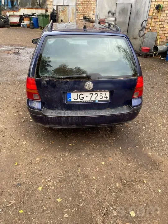 Volkswagen Golf Variant 2000 photo 2
