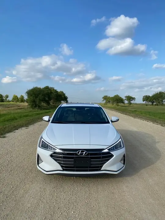 Hyundai Elantra 2020 photo 3
