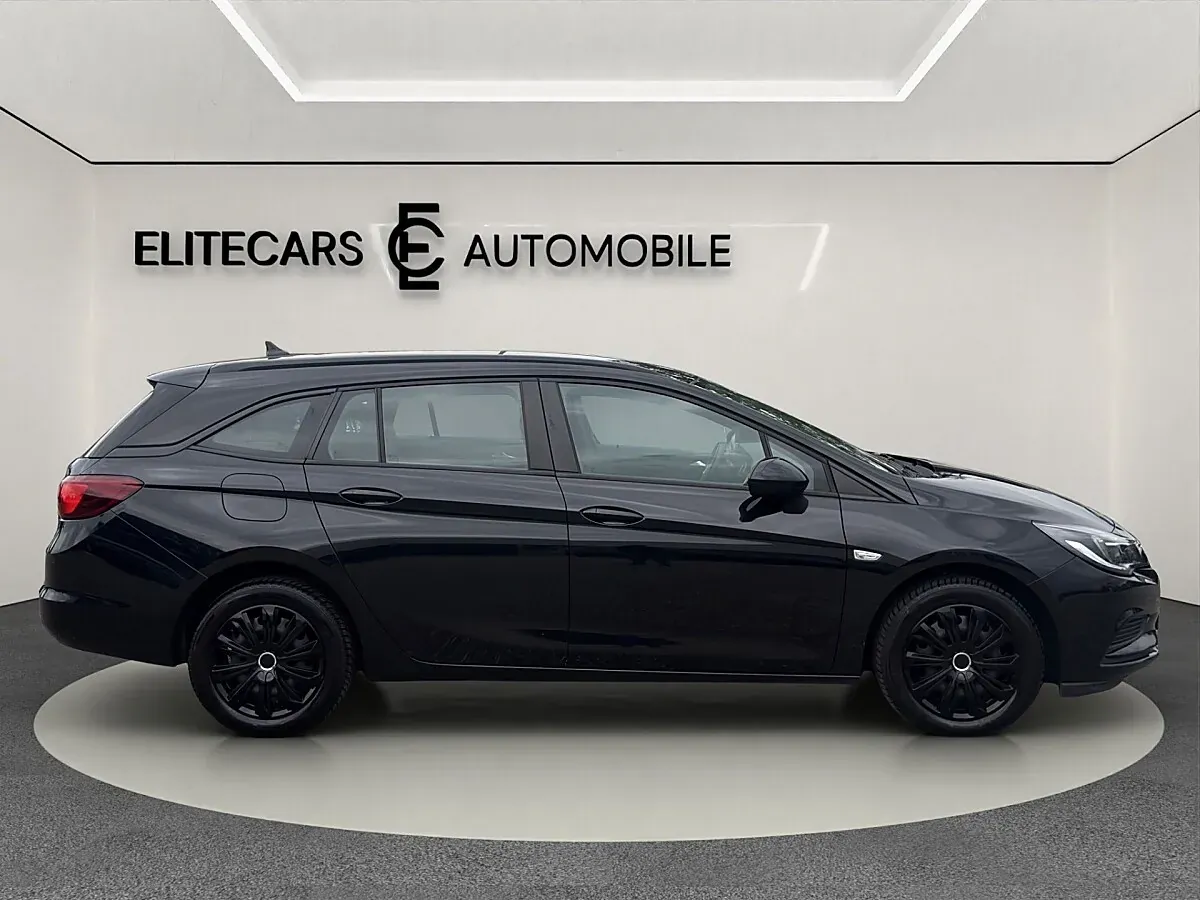 Opel Astra 2019 photo 3