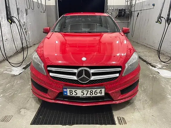 Mercedes-Benz A 180 2012 photo 3