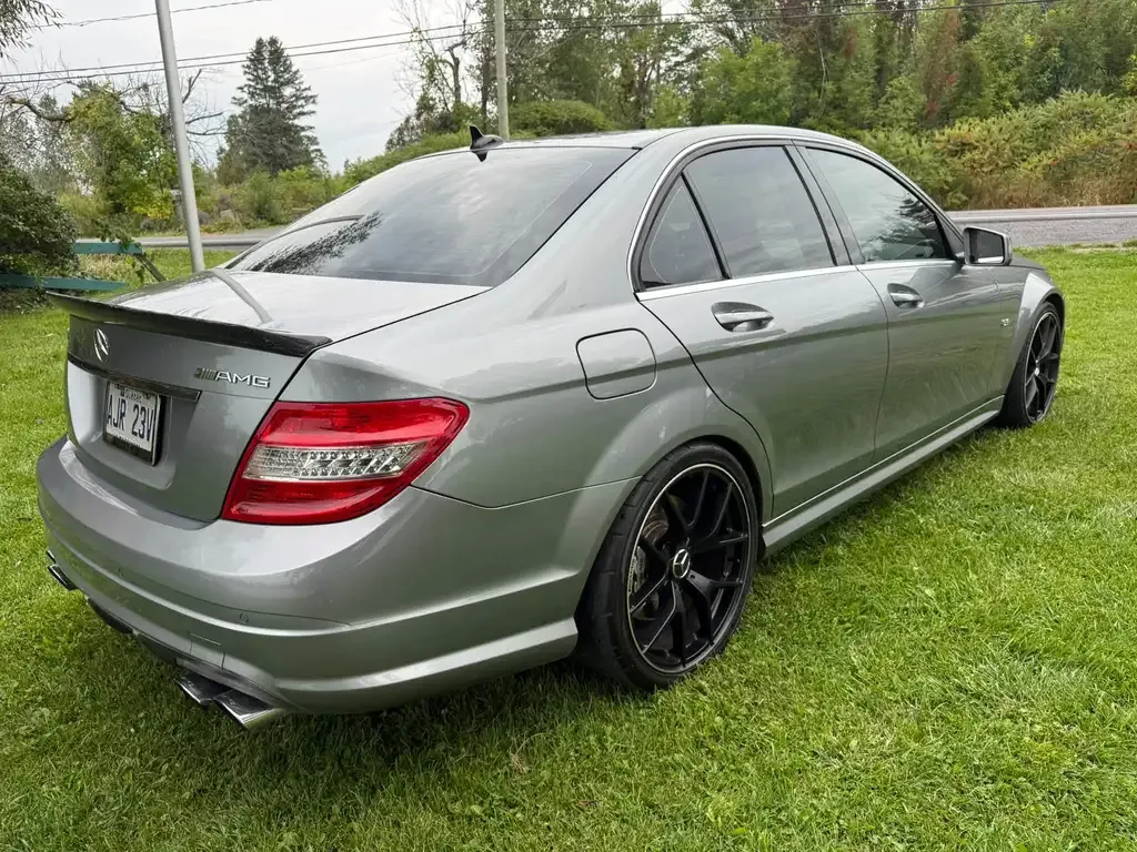 Mercedes-Benz C-Class 2011 photo 4