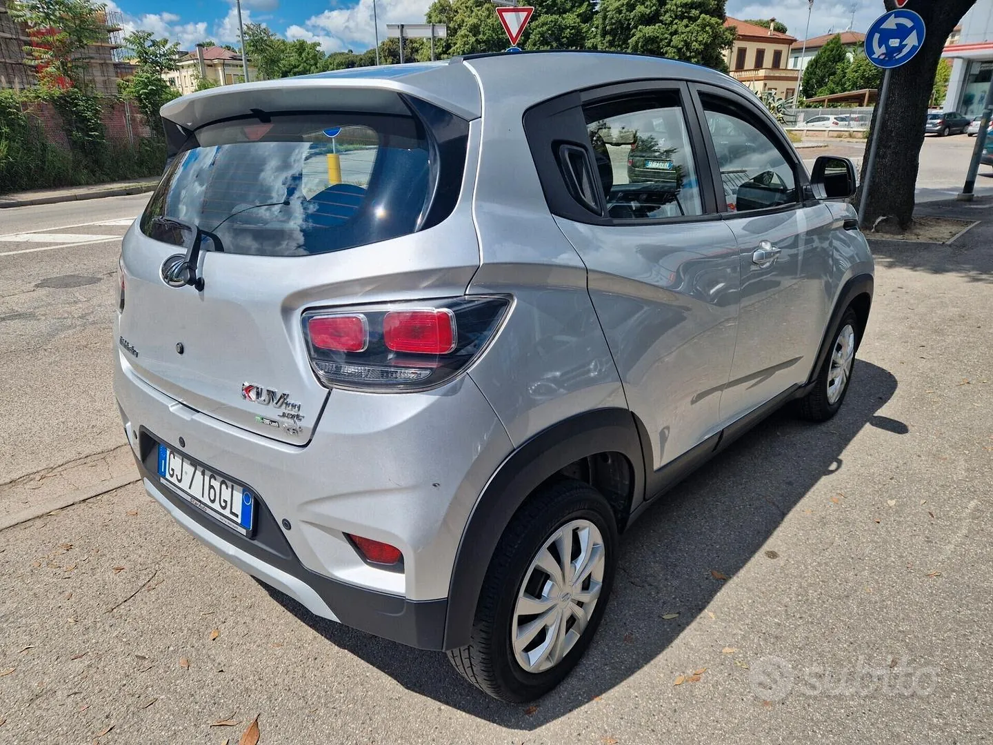 Mahindra Kuv100 2022 photo 3