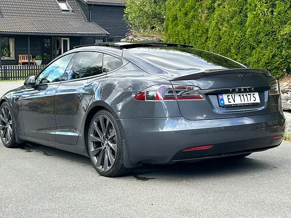 Tesla Model S 2018 photo 5