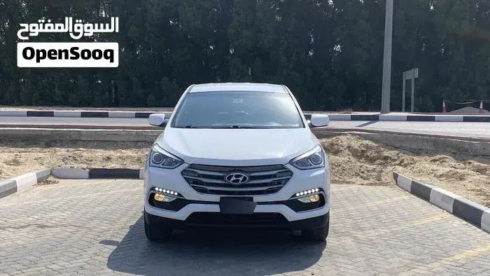 Hyundai Santa Fe 2018 photo 2