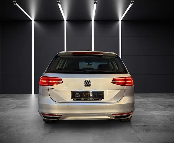 Volkswagen Passat 2018 photo 5
