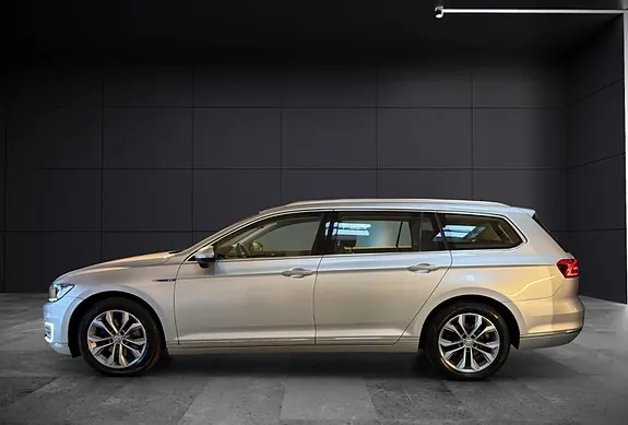 Volkswagen Passat 2018 photo 3